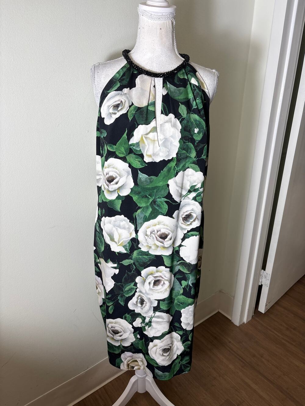 NWT Carmen Marc Valvo Green and Black Floral Knee Length Cocktail Dress Sz 14